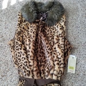 Reba - Animal Print Vest